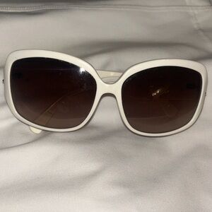 Coach Heart Studded Vintage Rare Chic White Sunglasses